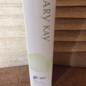 Mary Kay Botanical Effects Freshen #3 ~ BRAND NEW